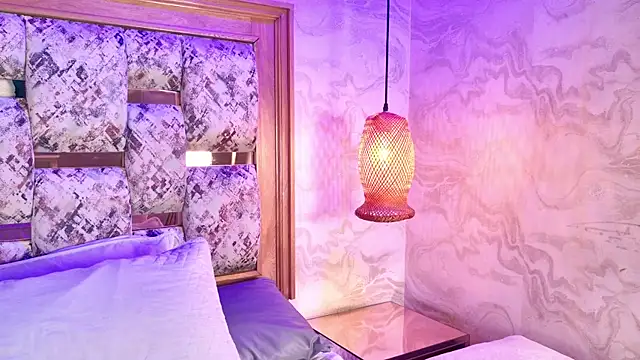 Snapshot of amy_greene chatting on 02.25.26 amy greene online show from 02.25.26