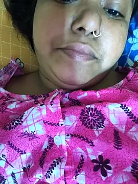 Smile-quien online show from 04.25.26