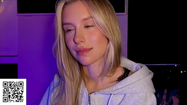 ElysiaXo online show from 11.06.25