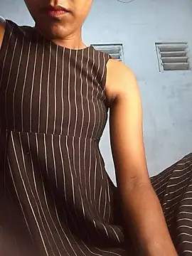 venuki ihalagamage online show from 03.30.26