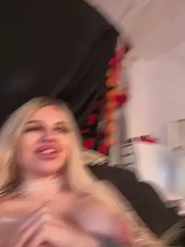 Steffi Snowbunny online show from 03.24.26