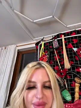Steffi Snowbunny online show from 05.06.26