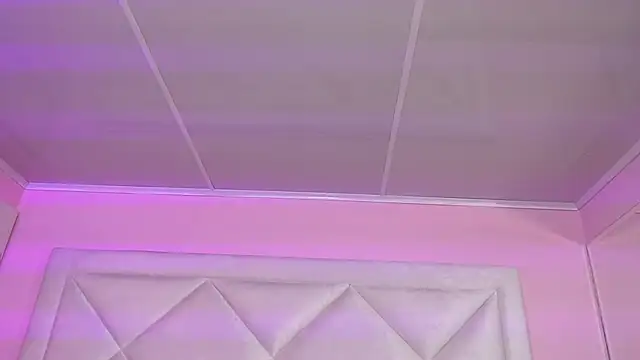 Snapshot of Miaa_Smithh__ chatting on 10.25.25 Miaa Smithh online show from 10.25.25