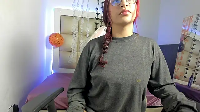 Valkiria js online show from 10.21.25