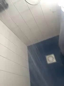 Snapshot of MrScrr chatting on 10.01.25 MrScrr online show from 10.01.25