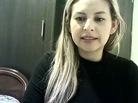 Valery  Rouse  online show from 11.03.25