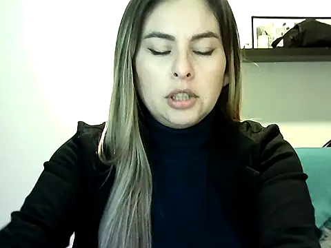 Valery  Rouse  online show from 07.15.26