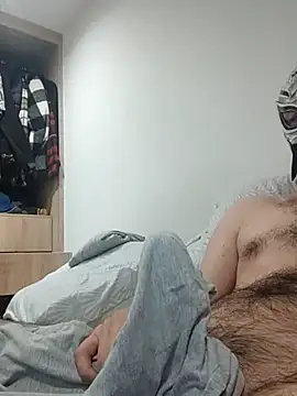 Snapshot of Superwow54 chatting on 10.12.25 Superwow54 online show from 10.12.25