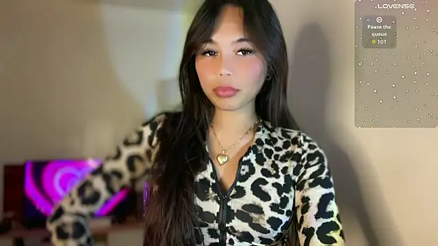  petitegirlx69  online show from 01.09.26