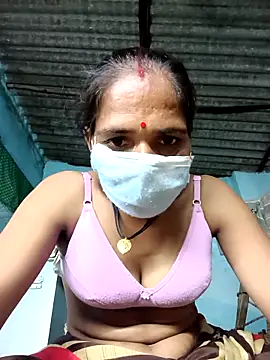 Snapshot of Hot-honi chatting on 10.01.25 Hot-honi online show from 10.01.25