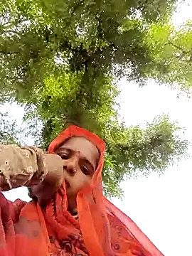 Snapshot of Hot-honi chatting on 10.15.25 Hot-honi online show from 10.15.25