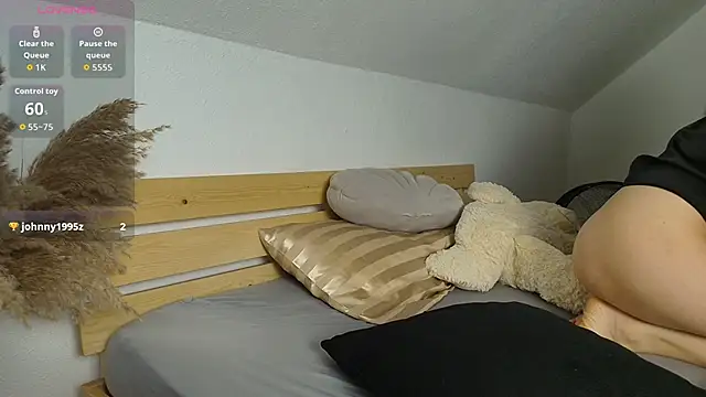 SashaSilk online show from 09.15.25