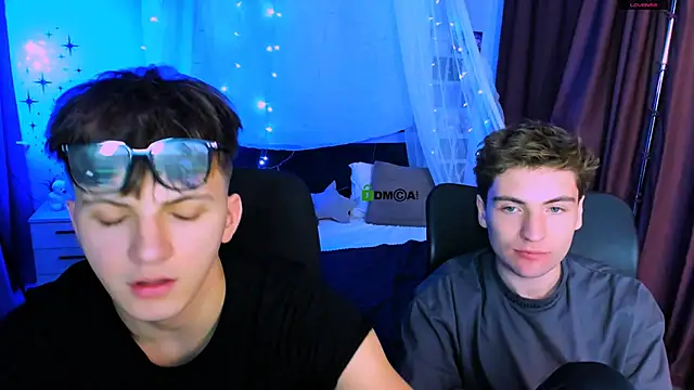 travis wolf  online show from 12.13.25