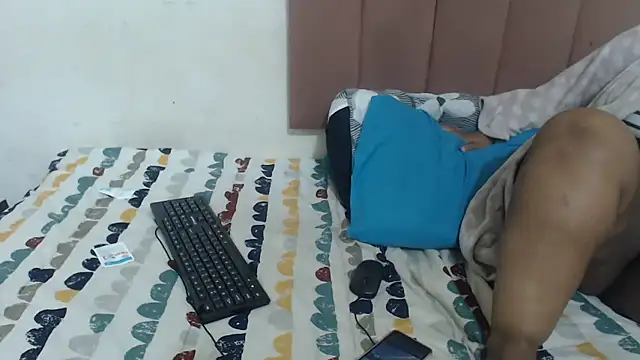 Snapshot of Chubby_Queenx255 chatting on 11.16.25 Chubby Queenx255 online show from 11.16.25