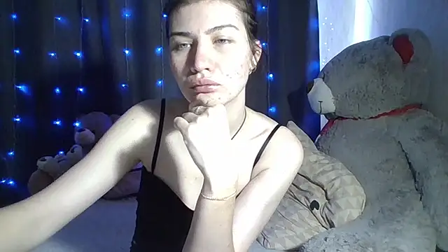 Nancy Luna online show from 10.17.25