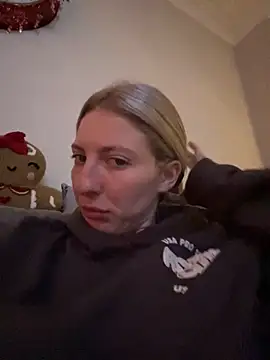 Snapshot of CheekyChelseaX chatting on 12.01.25 CheekyChelseaX online show from 12.01.25