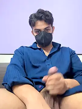 Snapshot of playboyxxx1905 chatting on 10.06.25 playboyxxx1905 online show from 10.06.25