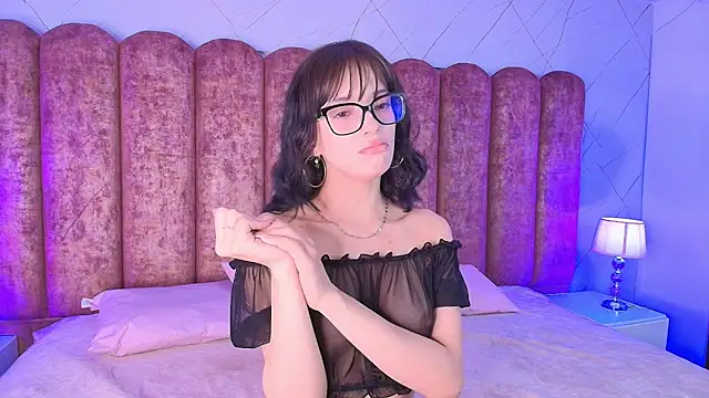 Snapshot of Sweet_1Angel chatting on 07.19.26 Sweet 1Angel online show from 07.19.26