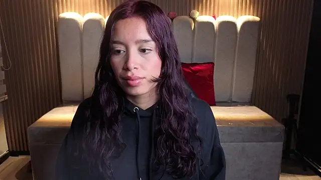 Snapshot of _Mia_Evans_1 chatting on 05.14.26 Mia Evans 1 online show from 05.14.26