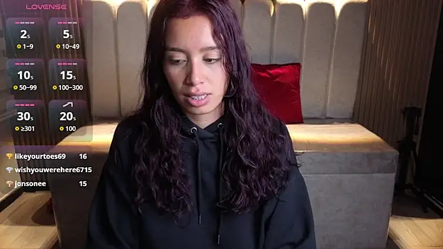 Snapshot of _Mia_Evans_1 chatting on 05.15.26 Mia Evans 1 online show from 05.15.26