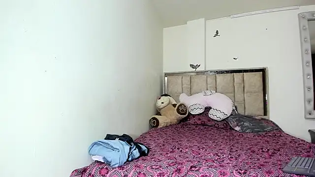 sophiaydaphne online show from 11.05.25