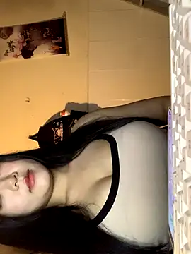 NanaaBae online show from 11.14.25