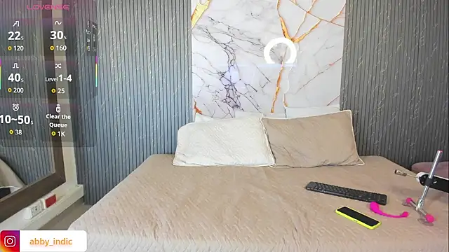 Liss-Reyes online show from 10.11.25