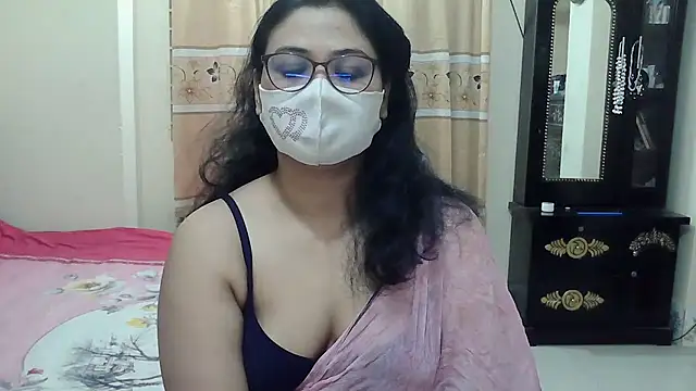 Elena cruz5 online show from 11.18.25