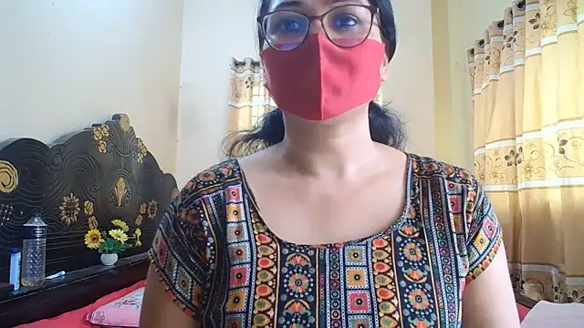 Snapshot of Elena_cruz5 chatting on 06.19.26 Elena cruz5 online show from 06.19.26
