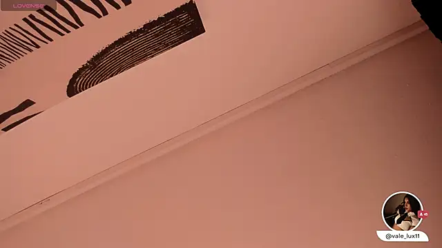 Vale Lux online show from 12.18.25