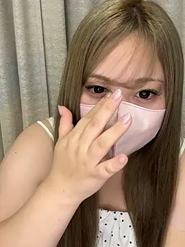 Snapshot of Chua-chan chatting on 09.24.25 Chua-chan online show from 09.24.25