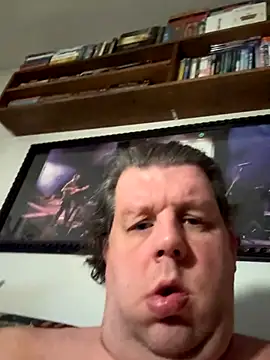 Stephanie1984 online show from 12.14.25