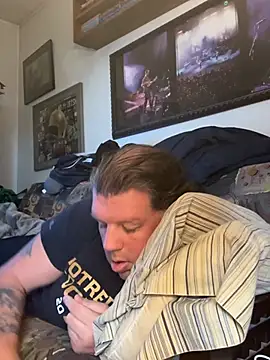 Snapshot of Stephanie1984 chatting on 03.15.26 Stephanie1984 online show from 03.15.26