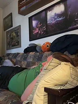 Snapshot of Stephanie1984 chatting on 03.18.26 Stephanie1984 online show from 03.18.26