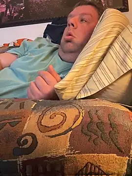 Snapshot of Stephanie1984 chatting on 04.04.26 Stephanie1984 online show from 04.04.26