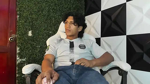 bull cam online show from 11.05.25