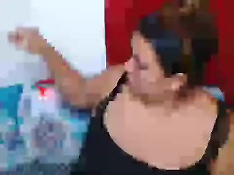 Snapshot of KeilyHall chatting on 10.18.25 KeilyHall online show from 10.18.25