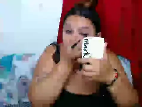 Snapshot of KeilyHall chatting on 10.26.25 KeilyHall online show from 10.26.25