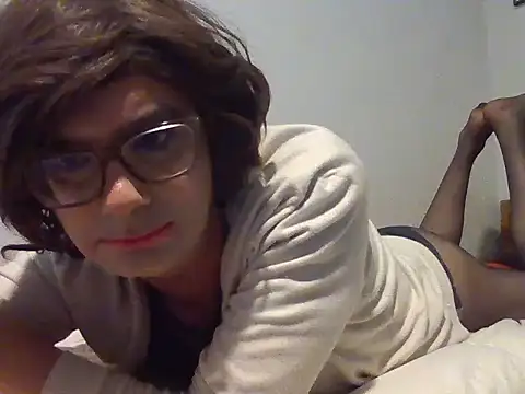 Snapshot of Nady79xxx chatting on 11.15.25 Nady79xxx online show from 11.15.25