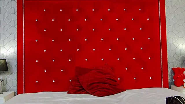 Snapshot of CherrySin chatting on 02.22.26 CherrySin online show from 02.22.26