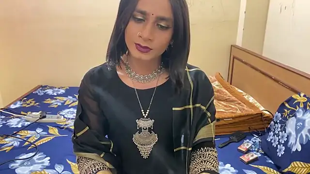 Snapshot of LuvLayla chatting on 01.11.26 LuvLayla online show from 01.11.26