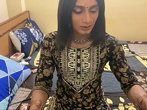 LuvLayla online show from 04.20.26