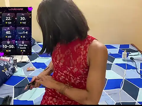 LuvLayla online show from 04.25.26