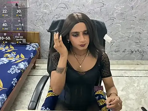 LuvLayla online show from 07.08.26