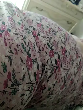 Monellidinasco6 online show from 04.25.26