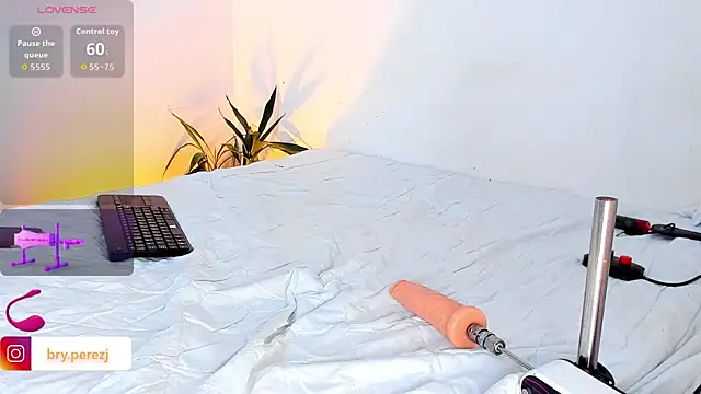 bryXonStorm online show from 12.19.25