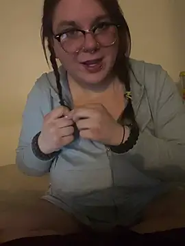 Snapshot of adventuresinsky chatting on 03.01.26 adventuresinsky online show from 03.01.26