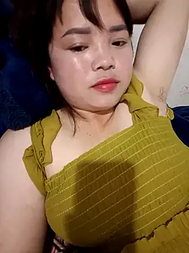 Snapshot of AnHa19 chatting on 04.18.26 AnHa19 online show from 04.18.26