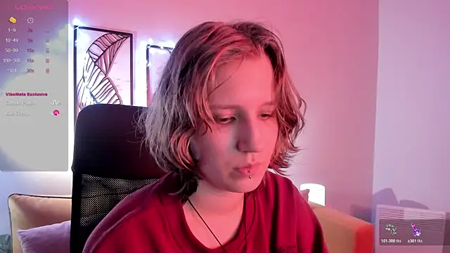 Hailey Foxy online show from 10.27.25