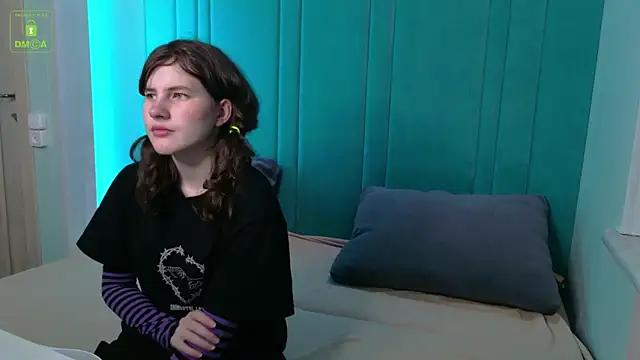 Snapshot of ViviaraNGendy chatting on 09.20.25 ViviaraNGendy online show from 09.20.25